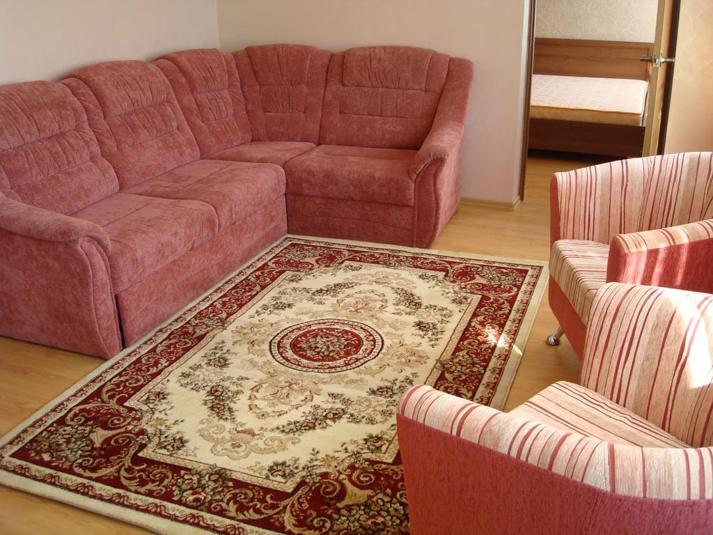 Ust-Kamenogorsk Hotel Kamer foto